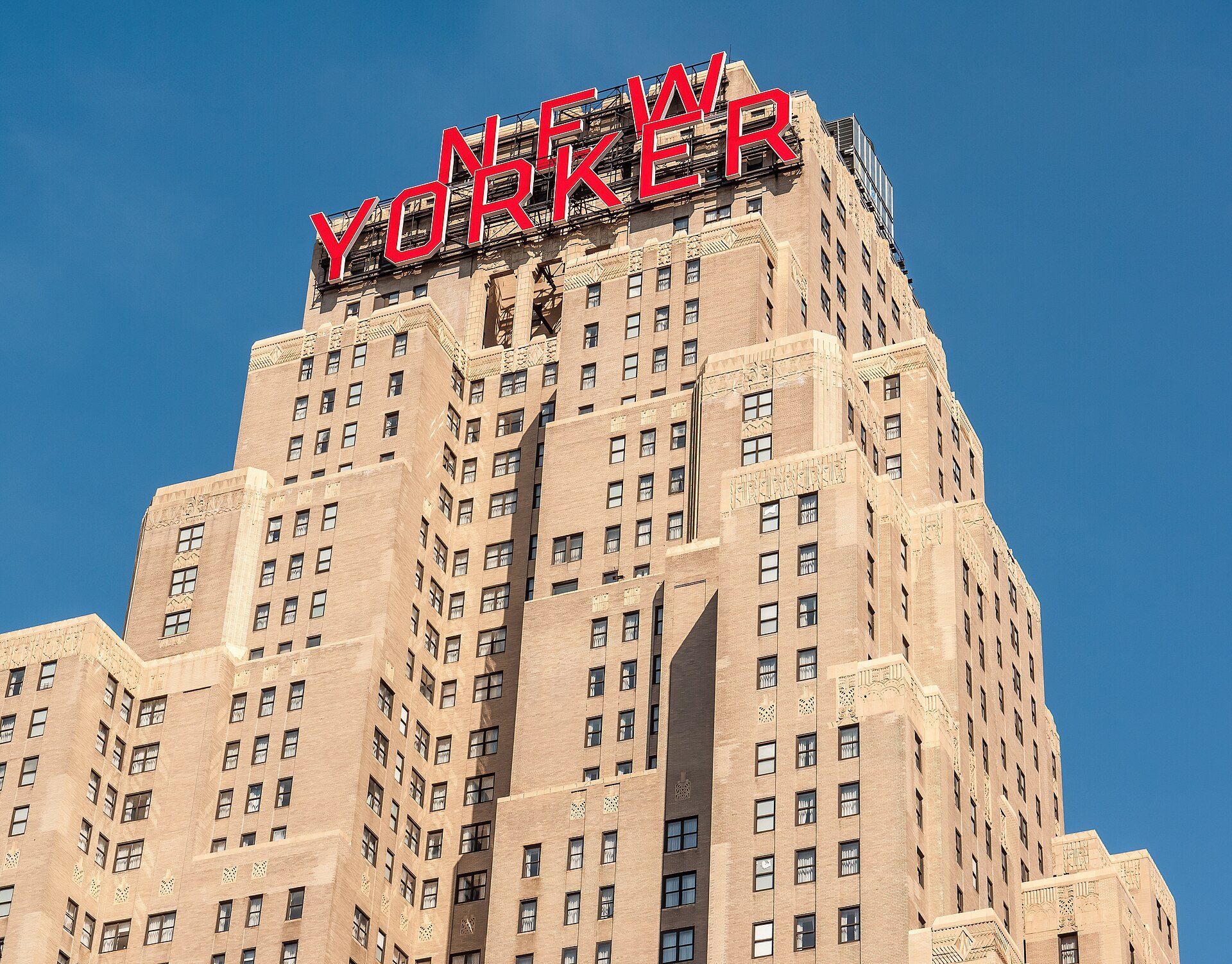 7 NYC Hotels That Make Christmas Magical for Families