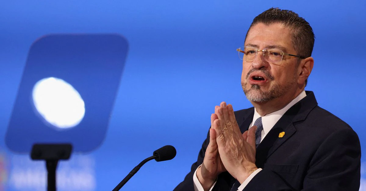 Costa Rica eyes raising $2.7 bln via sale of state financial assets